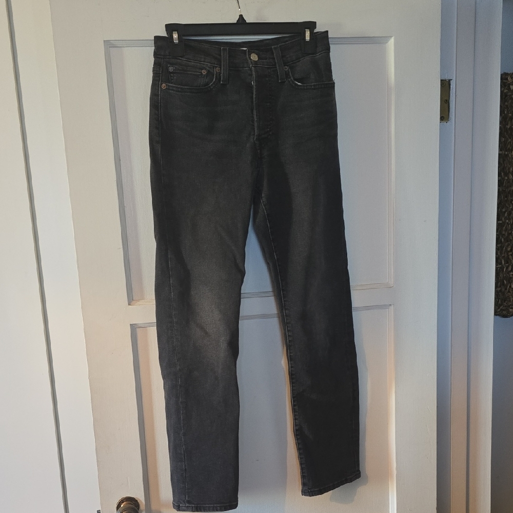Levi's Women's Black Straight Leg Jeans